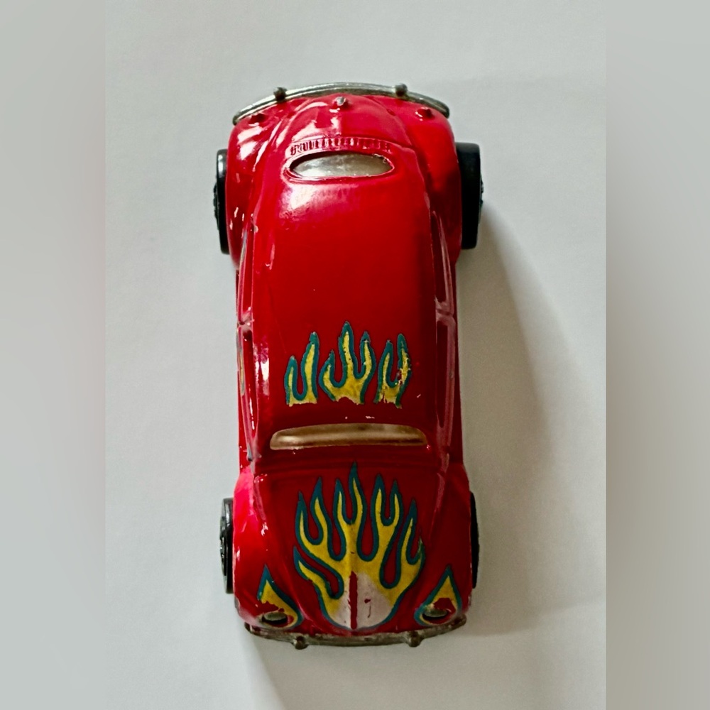 ๐ฅ Hot Wheels 1988 Cherry Red Hot Rod VW Beetle with Flame Design Vintage - Picture 6 of 6